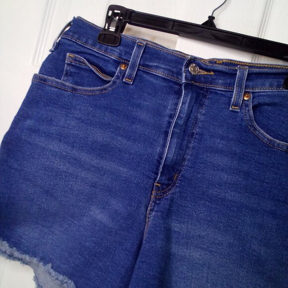 Signature Levi Strauss Shorts Women 14 Heritage High Rise Raw Hem Denim Blue - Picture 8 of 14